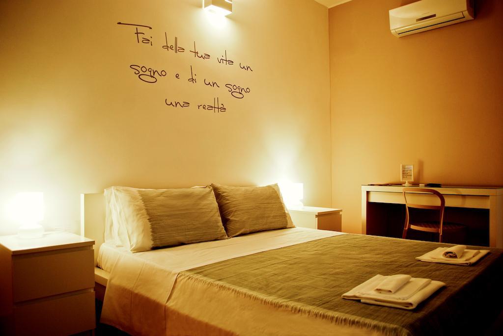 בארלטה Bed And Breakfast Charming House חדר תמונה