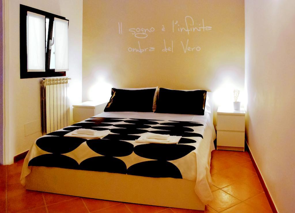 בארלטה Bed And Breakfast Charming House חדר תמונה